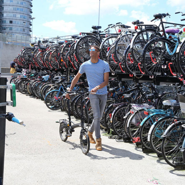 elektrische vouwfiets trein